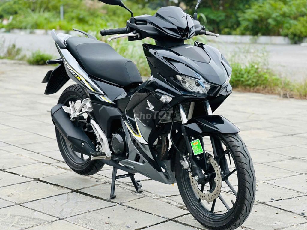 HONDA WINNER V4 XE NGUYÊN BẢN CHÍNH CHỦ. Mua bán Xe máy tại Quận Nam Từ Liêm Hà Nội được đăng bởi A Nam hình 1