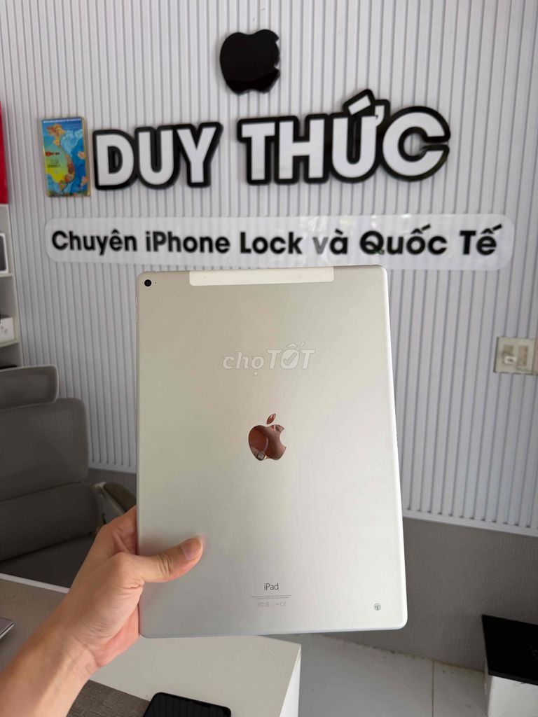 Apple iPad Pro 12.9 inch 2015 bảng 128GB có 4G Bạc. Mua bán Máy tính bảng tại Quận Ninh Kiều Cần Thơ được đăng bởi Duy Thức chuyên iphone Lock Cần Thơ hình 1