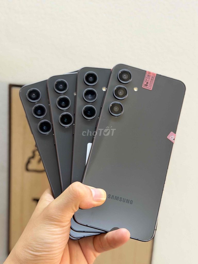Samsung S24 FE 5G 128GB Xám Like New. Mua bán Điện thoại tại Quận Gò Vấp Tp Hồ Chí Minh được đăng bởi Hiếu Trần Store hình 1