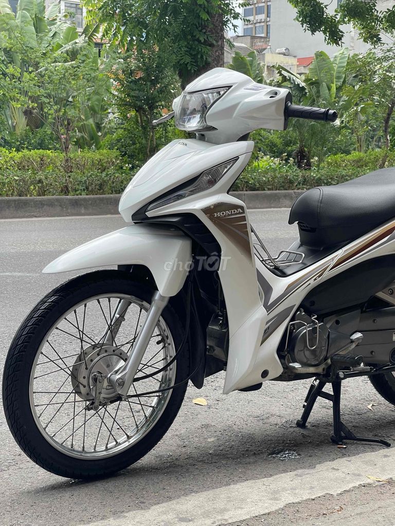 WAVERSX FI 110 chất lượng. Mua bán Xe máy tại Quận Đống Đa Hà Nội được đăng bởi Hà hình 3