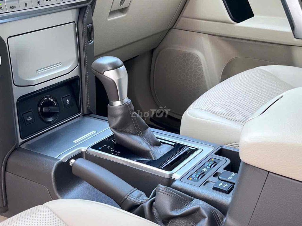 Toyota Land Cruiser Prado 2022 - 63000 km. Mua bán Ô tô tại Thành phố Thủ Đức Tp Hồ Chí Minh được đăng bởi Hoa Nguyen hình 13