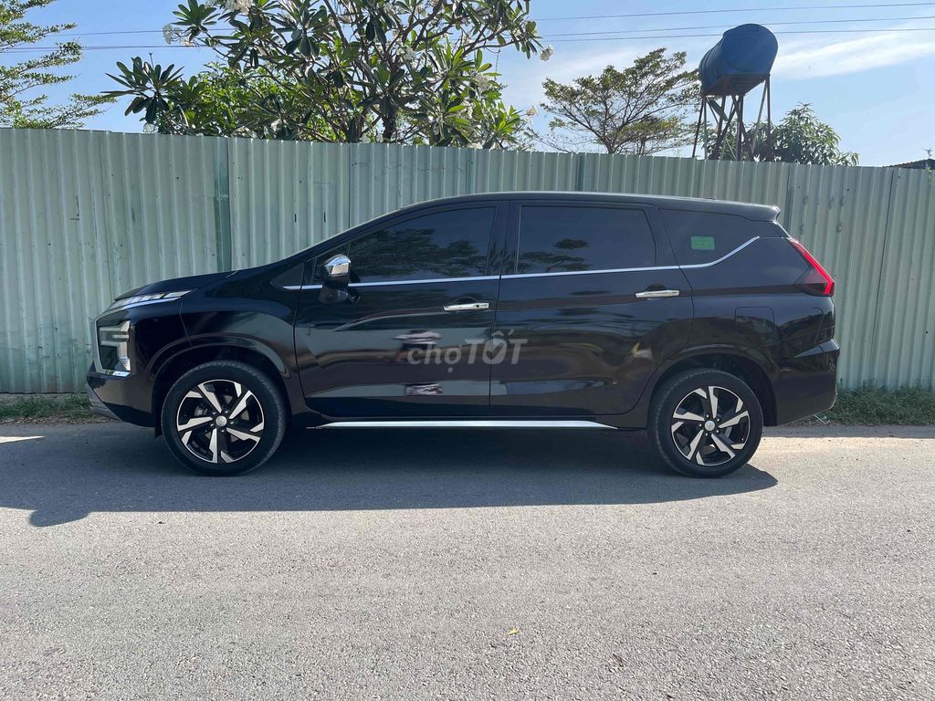 Mitsubishi Xpander 2023 AT Premium - 51000 km