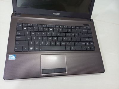 Laptop ASUS CPU B950, RAM 4G, SSD 128GB, 14inch