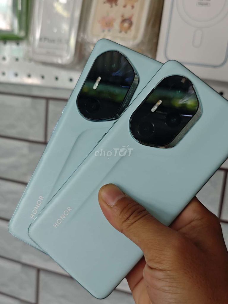 Honor 300 Pro 256GB Bạc 98%. Mua bán Điện thoại tại Thành phố Long Xuyên An Giang được đăng bởi Bơ Store  Điện thoại xách tay hình 1