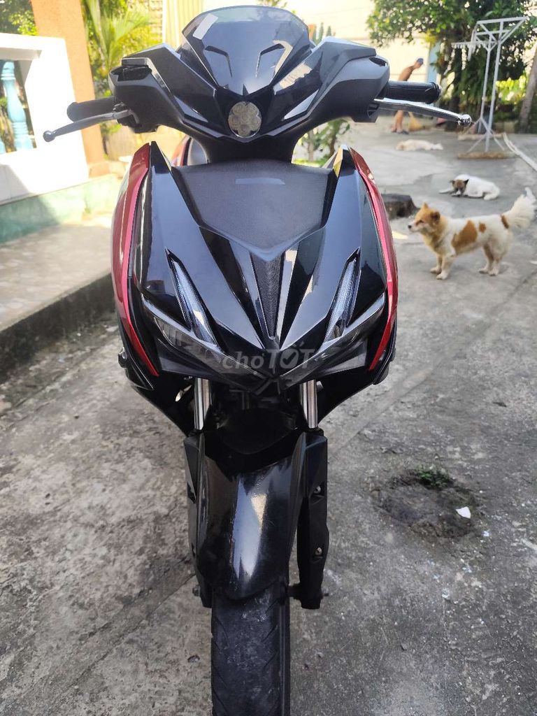 Honda Winner X V2 Đỏ Đen. Mua bán Xe máy tại Huyện Hóc Môn Tp Hồ Chí Minh được đăng bởi phong hình 4