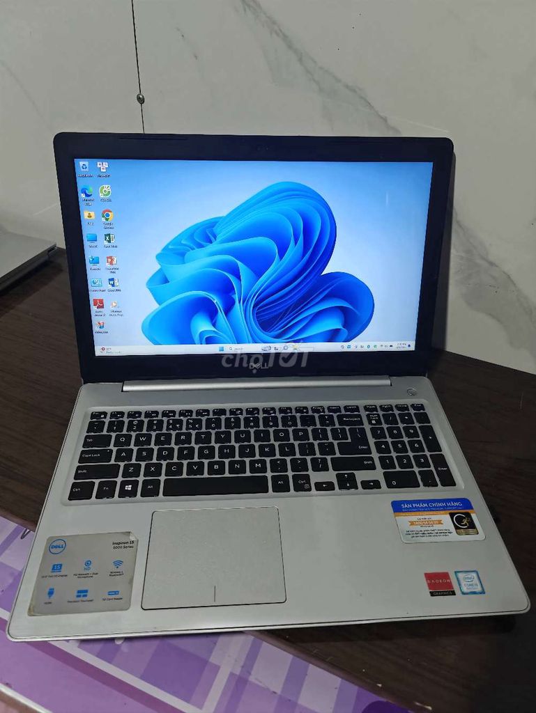 Dell ins 5570 i5-8250U/4G/128G/2VGA/15.6" FHD zin. Mua bán Laptop tại Quận 12 Tp Hồ Chí Minh được đăng bởi Cầm Đồ Thanh Lý hình 1