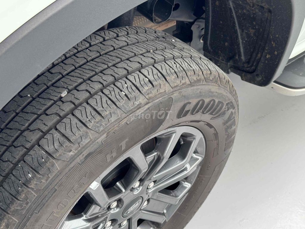 Ford Ranger 2024 Wildtrak 2.0L 4x4 AT - 9000 km. Mua bán Ô tô tại Thành phố Thủ Đức Tp Hồ Chí Minh được đăng bởi Long Auto Vạn Phúc hình 11