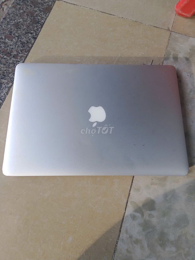 Apple Macbook Pro 15 Retina A1398 Bạc. Mua bán Laptop tại Quận Sơn Trà Đà Nẵng được đăng bởi vo ngoc tuan hình 1
