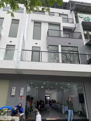 chính chủ cho thuê shophouse nguyễn sinh sắc