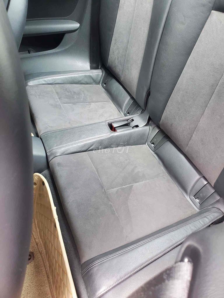 Audi TT 2017  - 22000miles . màu trắng dán kem. Mua bán Ô tô tại Thành phố Thủ Đức Tp Hồ Chí Minh được đăng bởi an nhiên hình 6