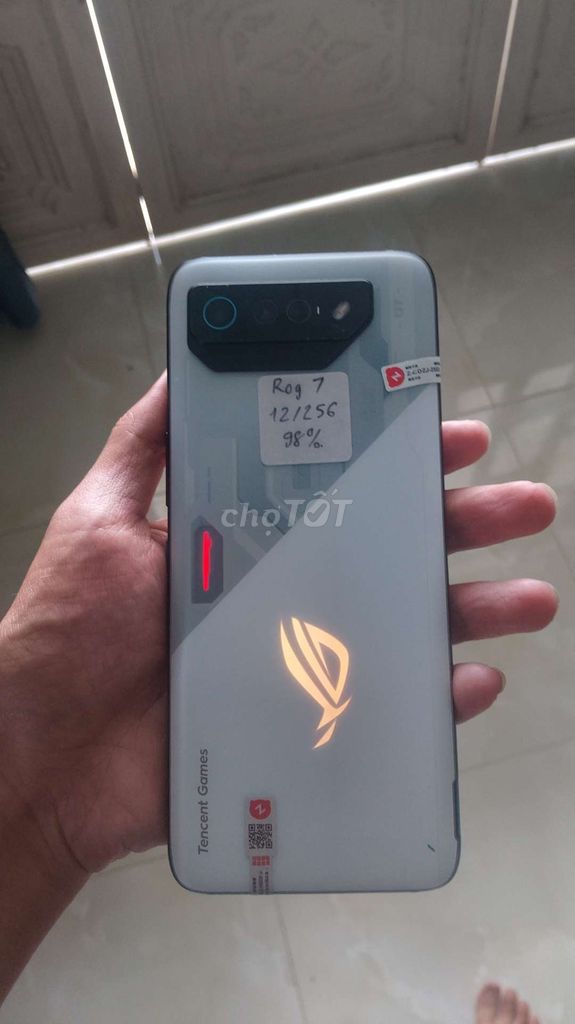 Asus ROG Phone 7 12GB/256GB Trắng. Mua bán Điện thoại tại Huyện Cần Giuộc Long An được đăng bởi Nguyễn Tân Thành hình 1