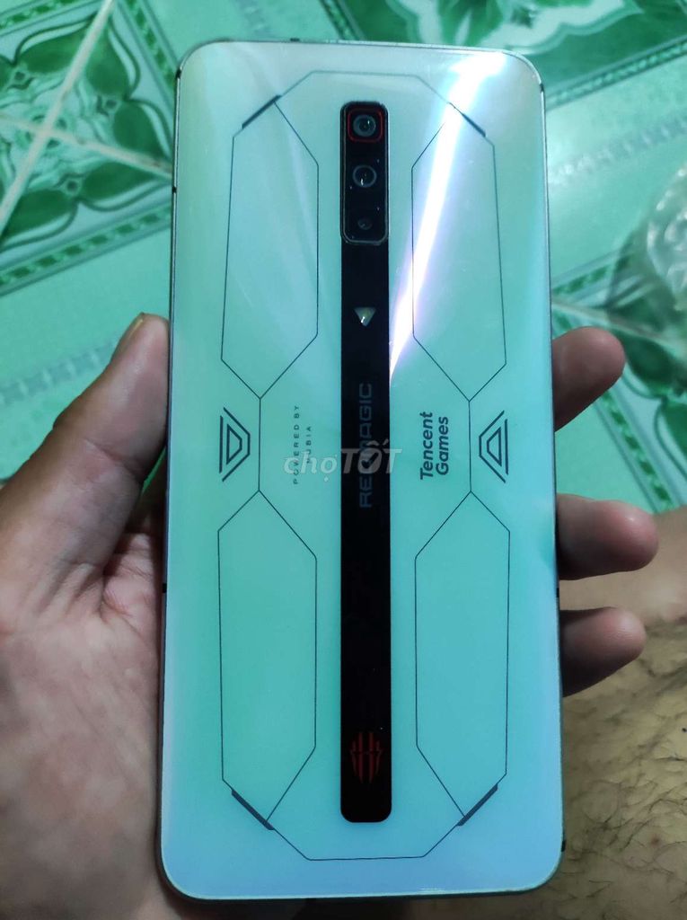 Redmagic 6s Pro 12GB/256GB Trắng. Mua bán Điện thoại tại Thành phố Thủ Đức Tp Hồ Chí Minh được đăng bởi Quang Pham hình 1