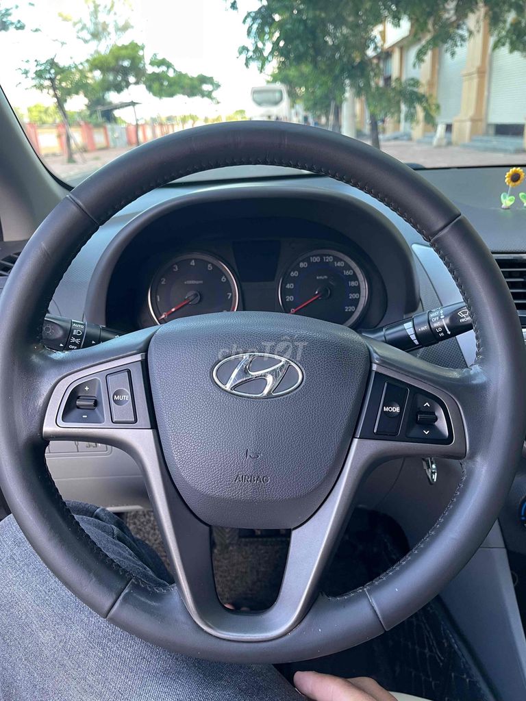 Hyundai Accent 2016 1.4 MT nhập Hàn nguyên chiếc. Mua bán Ô tô tại Thành phố Tuy Hòa Phú Yên được đăng bởi Khoa hình 5