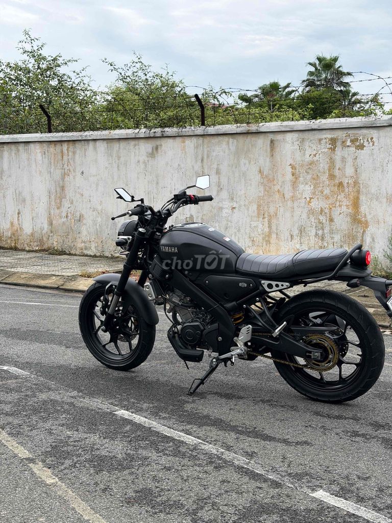 Ямаха XSR 155 черный