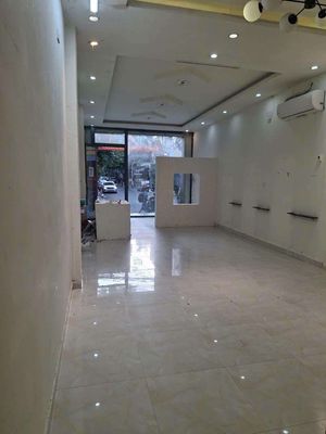 Аренда · 1 комн. · 70 м² · Quận Hải Châu, ул. Đường Lê Thị Hồng Gấm