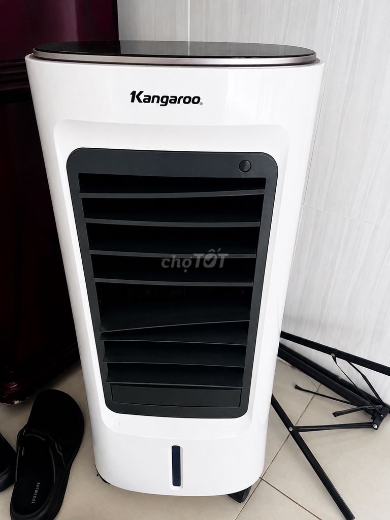 Quạt hơi nước Kangaroo Trắng. Mua bán Quạt tại Huyện Châu Thành Kiên Giang được đăng bởi Nguyễn Tuấn Anh hình 1