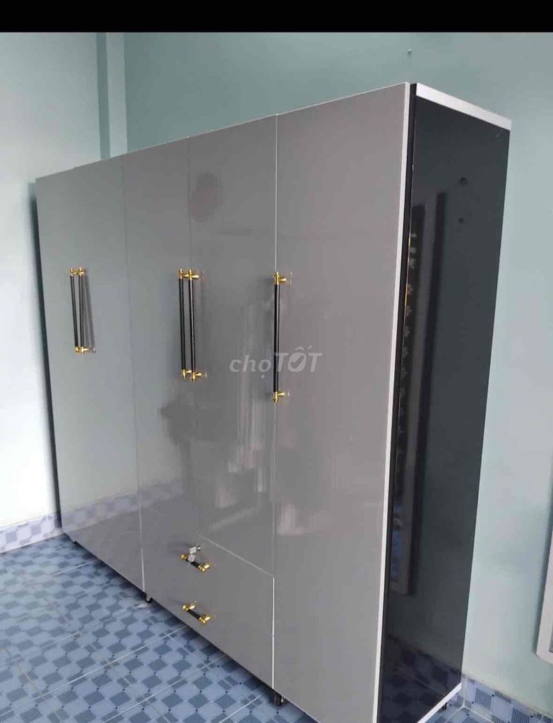 Tủ quần áo Nhựa Đài Loan Xám 1m8x1m65x43cm. Mua bán Tủ, kệ gia đình tại Huyện Hóc Môn Tp Hồ Chí Minh được đăng bởi Hong Le hình 1