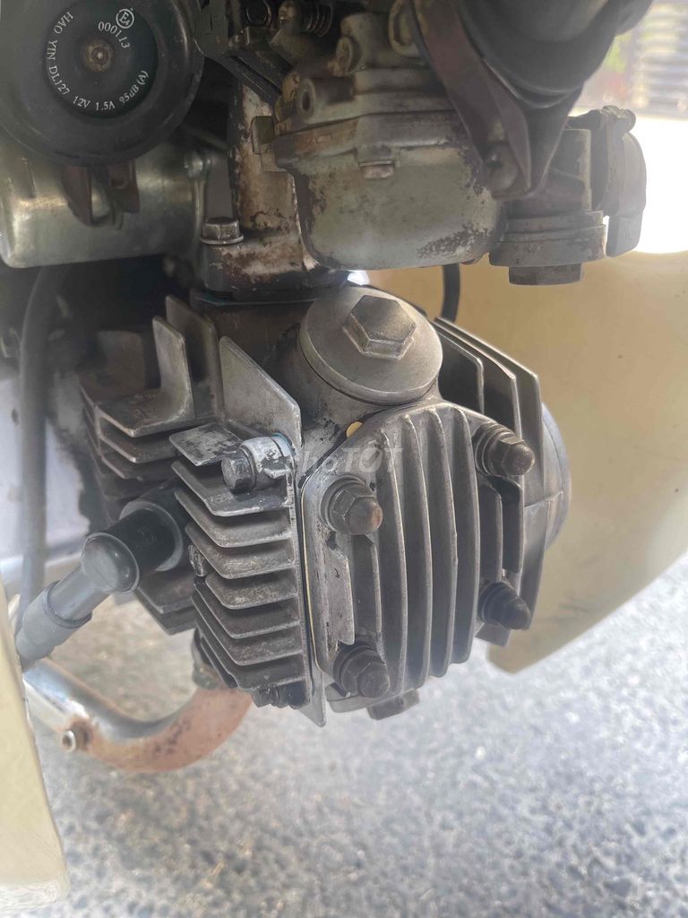 Honda Dream lùm 1994 bstp chạy ngon lành. Mua bán Xe máy tại Quận Gò Vấp Tp Hồ Chí Minh được đăng bởi Nam Nguyễn hình 15