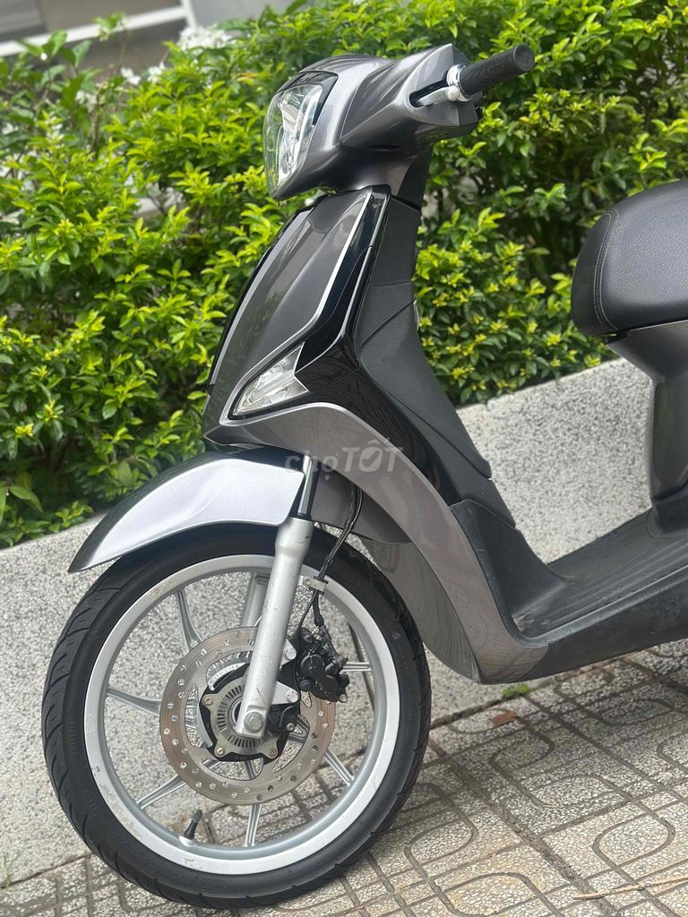 Piaggio Liberty S 125 ABS iGET 2016 Xám. Mua bán Xe máy tại Thành phố Thủ Đức Tp Hồ Chí Minh được đăng bởi Xe Máy Sơn Thủ Đức hình 4