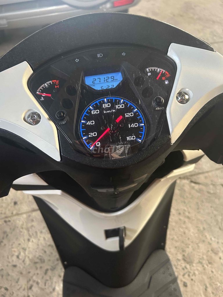 cần Bán Xe Sh lên full ý. Mua bán Xe máy tại Huyện Củ Chi Tp Hồ Chí Minh được đăng bởi Mr Nguyen hình 4