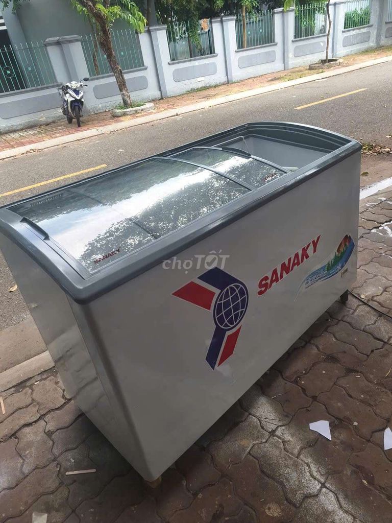 Tủ đông Sanaky 400 lít Kính lùa đẹp như hình. Mua bán Tủ lạnh tại Thành phố Bà Rịa Bà Rịa - Vũng Tàu được đăng bởi thủy hình 1