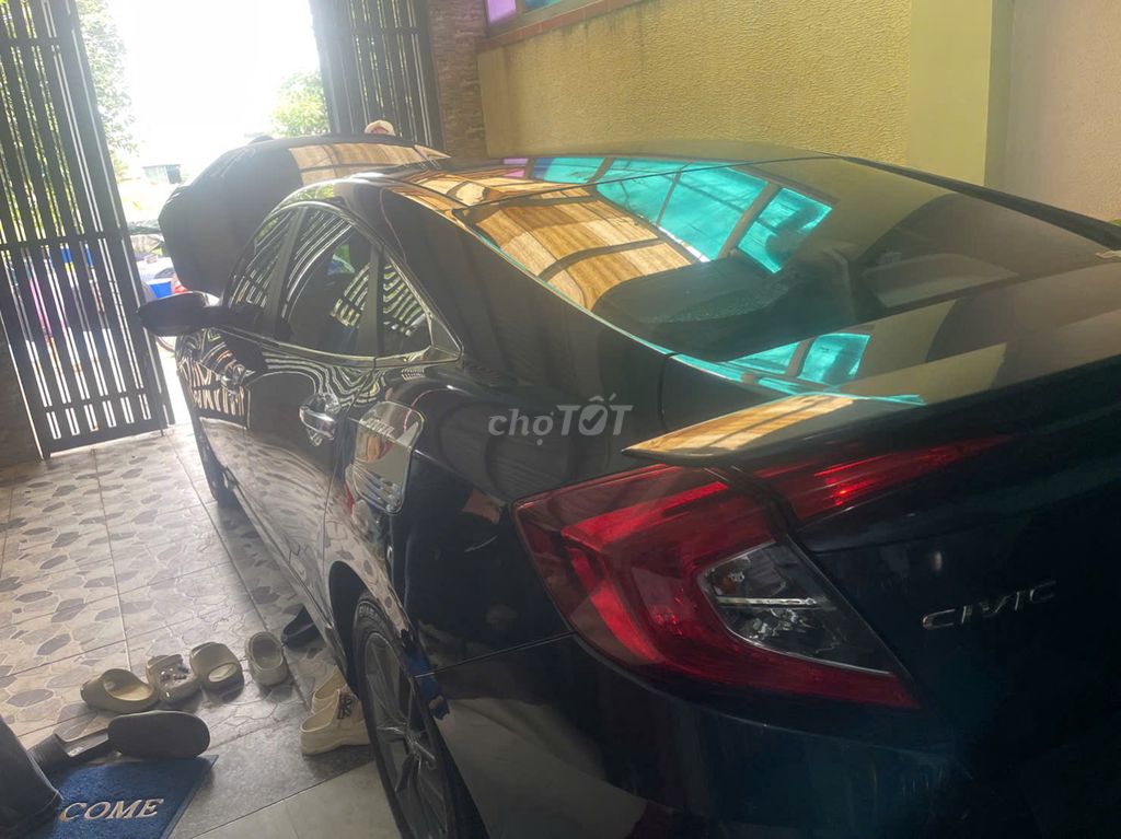 Bán Honda  ci-vic  2020  20.000 km  giá 560 triệu. Mua bán Ô tô tại Thành phố Vũng Tàu Bà Rịa - Vũng Tàu được đăng bởi Thoang Nguyen Van hình 3