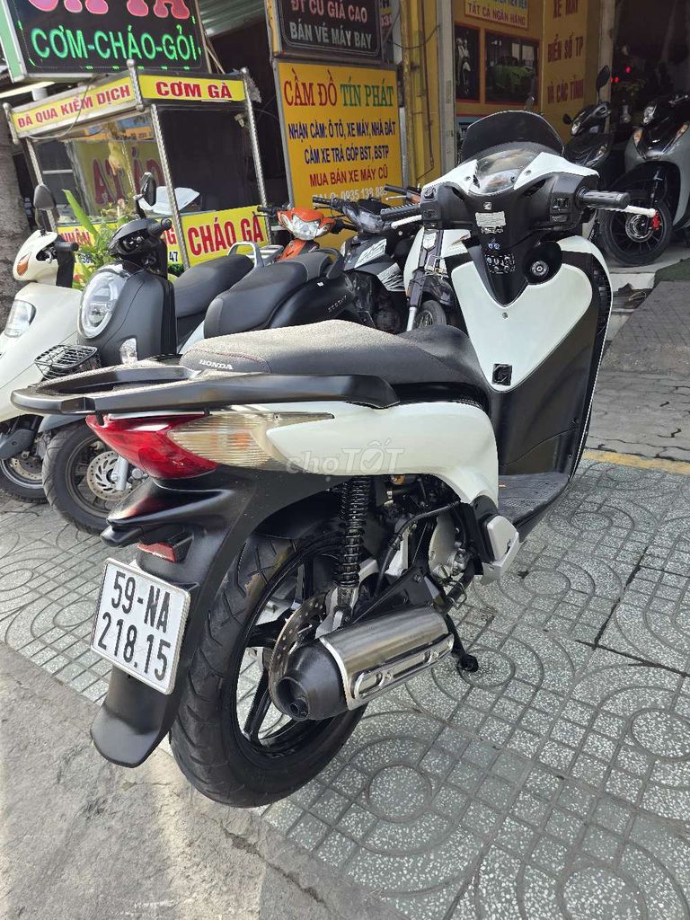 Sh 150i hàng nhập 3 cục.SM 501,máy zin,chính chủ. Mua bán Xe máy tại Huyện Hóc Môn Tp Hồ Chí Minh được đăng bởi                    CẦM ĐỒ TÍN PHÁT hình 5