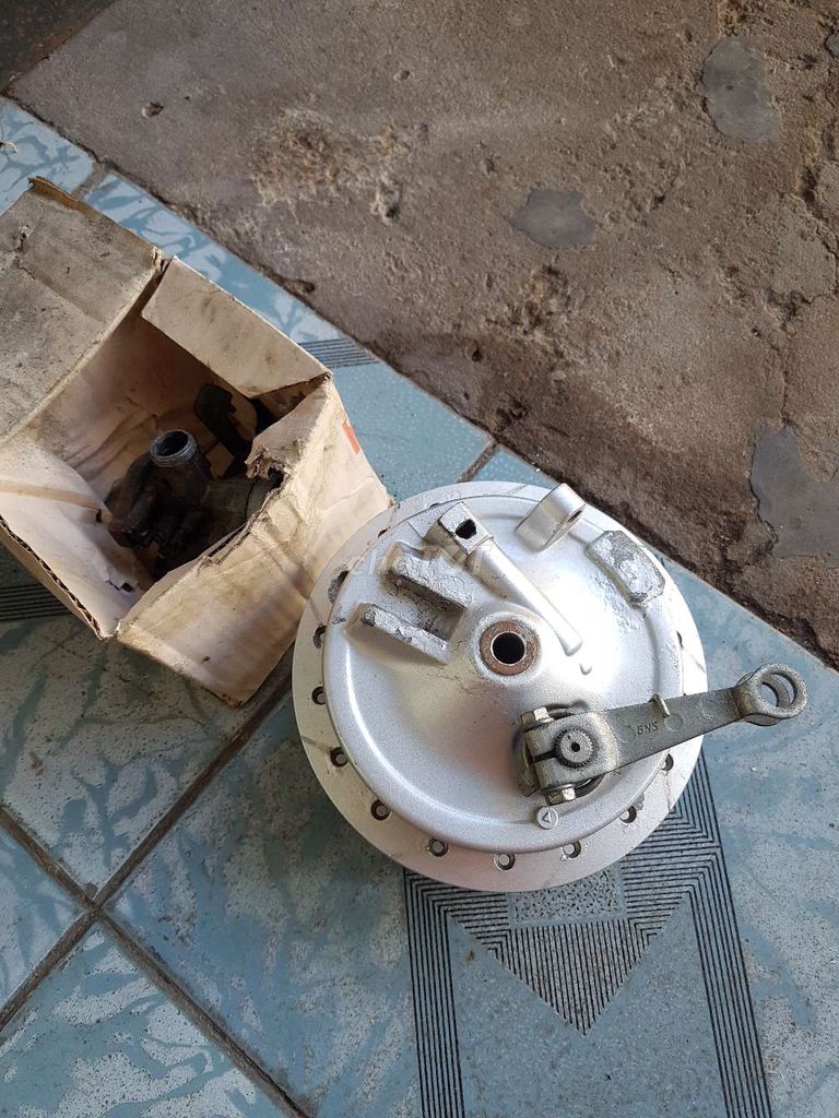 E bán đùm wave như hình tặng bình xăng con lun. Mua bán Phụ tùng xe tại Thành phố Cà Mau Cà Mau được đăng bởi Máy tính 2nd Cà Mau hình 2