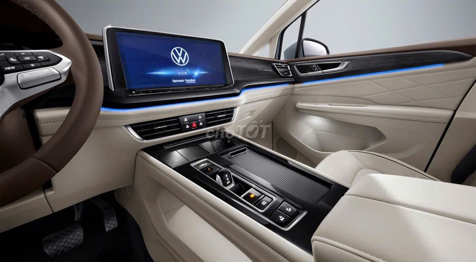 Volkswagen Viloran Luxury 7 chỗ. Mua bán Ô tô tại Thành phố Biên Hòa Đồng Nai được đăng bởi Thắng Volkswagen hình 9