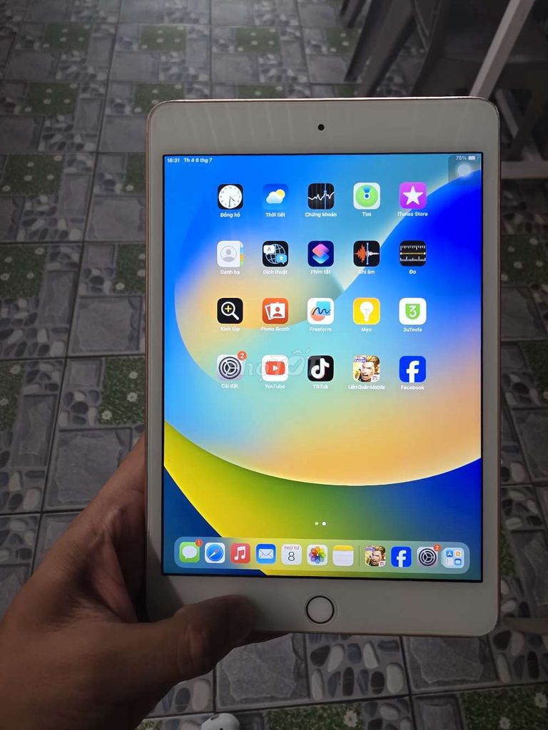 Apple iPad Mini 5 64G Vàng hồng. Mua bán Máy tính bảng tại Quận Ninh Kiều Cần Thơ được đăng bởi Lưu Phước Tấn hình 1