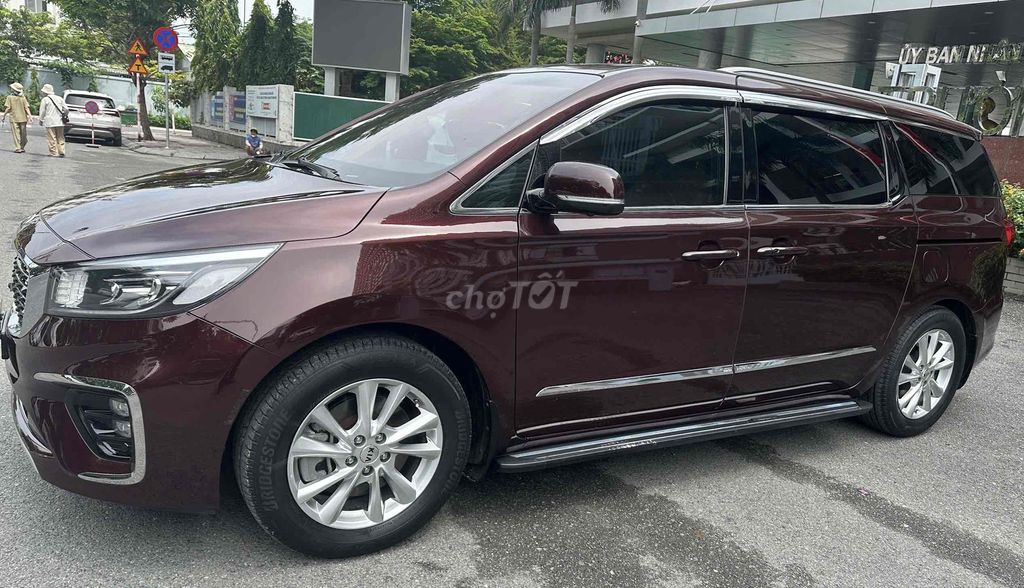 Kia Sedona 2019 Full dầu - màu đỏ. Mua bán Ô tô tại Quận Gò Vấp Tp Hồ Chí Minh được đăng bởi Nguyễn Cao Kỳ hình 10