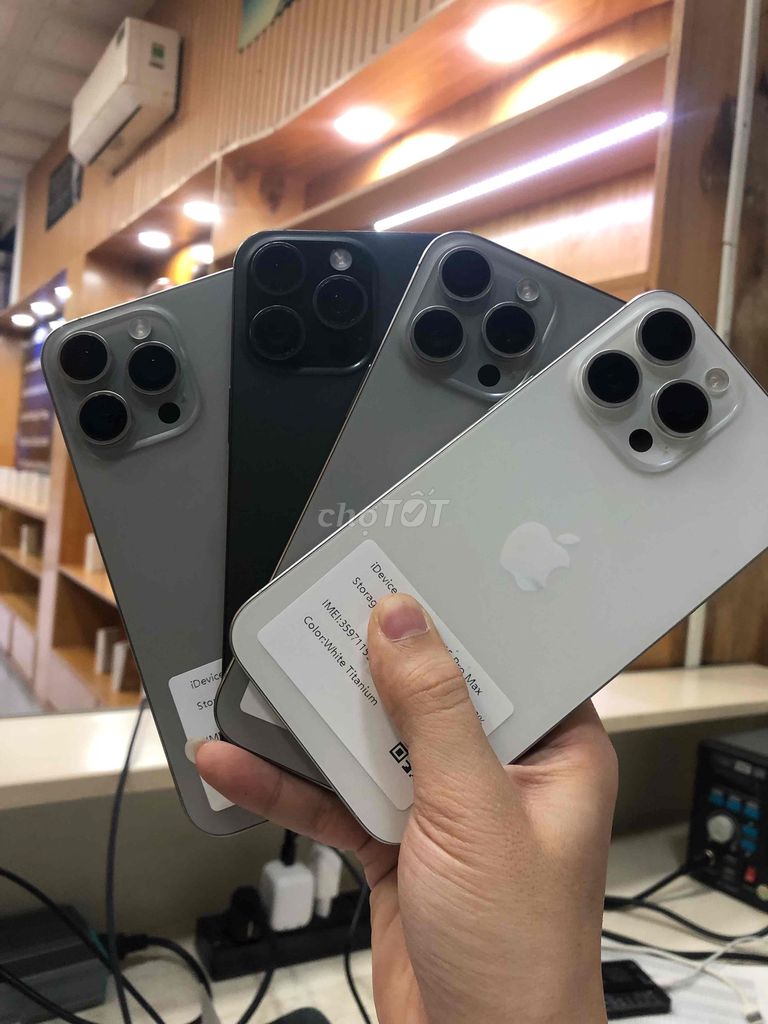 Apple iPhone 15 ProMax 256 QTe Mỹ 99% đủ màu. Mua bán Điện thoại tại Thành phố Thủ Dầu Một Bình Dương được đăng bởi iPhong bán iPhone hình 1
