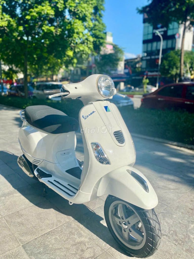 Vespa LX 40486 máy 3vie 2014 cực mới. Mua bán Xe máy tại Quận Hoàng Mai Hà Nội được đăng bởi Trường Giang Phạm hình 2