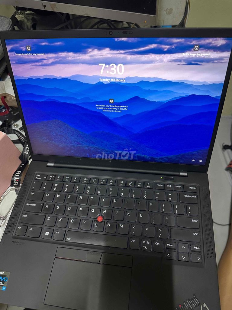 Lenovo thinkpad X1 carbon gen 9, i7 16gb 512gb ssd