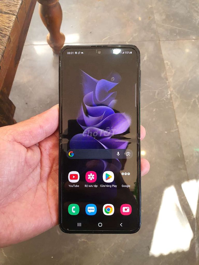 Samsung Z Flip3 Đen Đã qua sử dụng. Mua bán Điện thoại tại Huyện Cư M'gar Đắk Lắk được đăng bởi Lê Tùng hình 1