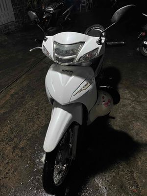 Honda Wave Alpha Trắng