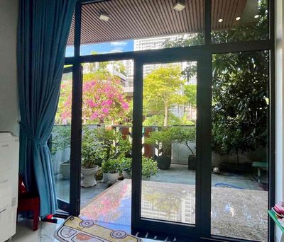 Rent · 4 bd · 300 м² · Quận Sơn Trà, ул. Đường Hoa Phượng