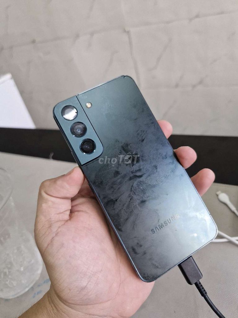 Samsung S22 5G 256GB Đen Màn hình sọc nhẹ. Mua bán Điện thoại tại Quận Ninh Kiều Cần Thơ được đăng bởi nguyễn Trần Quân hình 1