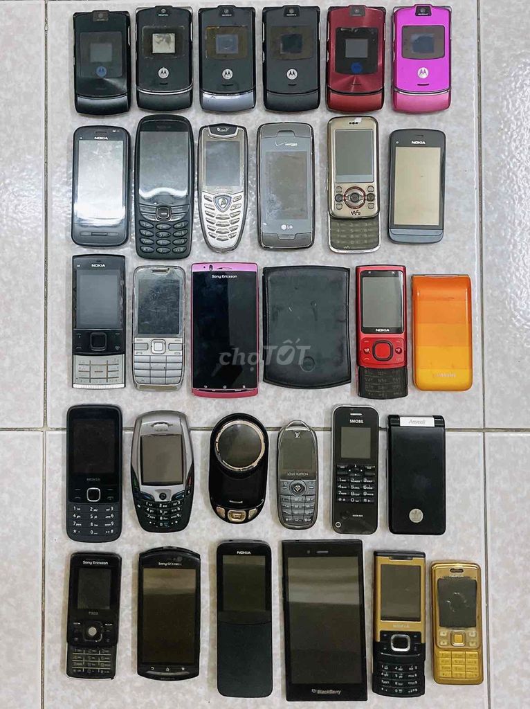 Điện thoại Nokia, Sony, cũ bán xác hết ko bán lẻ. Mua bán Điện thoại tại Quận Tân Bình Tp Hồ Chí Minh được đăng bởi Kim Dung Nguyen hình 1
