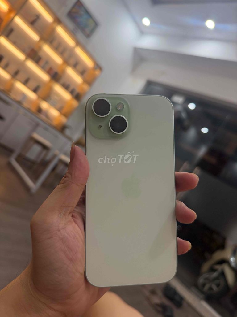 Apple iPhone 15 128GB Xanh lá lock. Mua bán Điện thoại tại Quận Tân Bình Tp Hồ Chí Minh được đăng bởi Quang Vũ hình 1