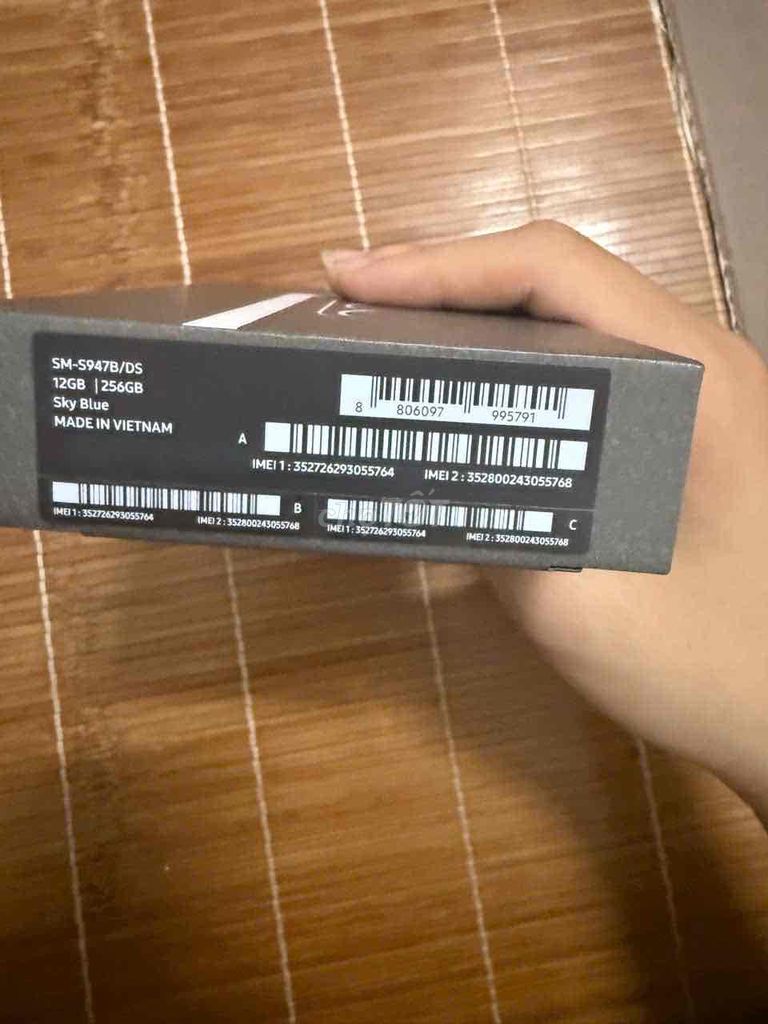 Samsung Galaxy S26+ 256GB Sky Blue Việt Nam. Mua bán Điện thoại tại Quận Tây Hồ Hà Nội được đăng bởi Linh hình 1