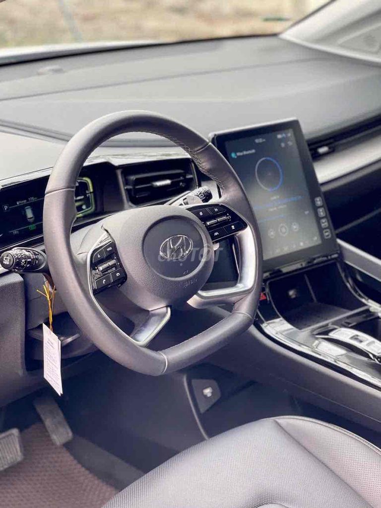 Hyundai Custin 2.0 Cao cấp sản xuất 2024. Mua bán Ô tô tại Quận Hà Đông Hà Nội được đăng bởi A Huan  hình 6