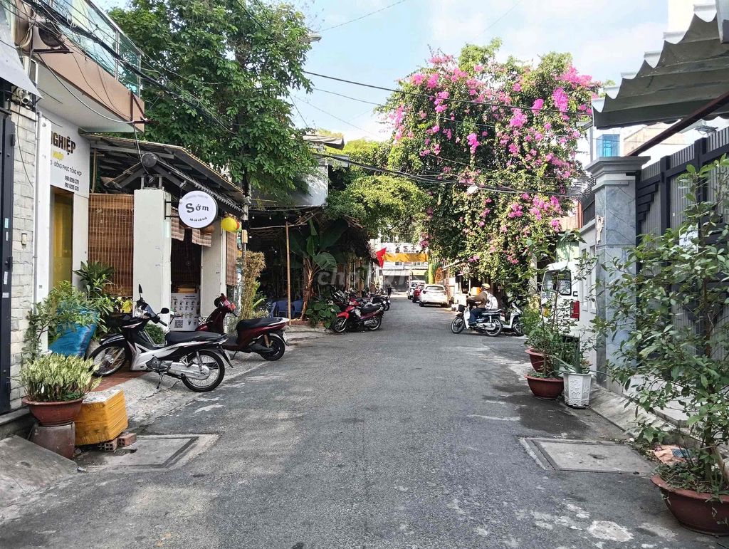 CHÍNH CHỦ- GÓC 2MT HẺM 6M-9M TKTQ NGAY AEON 4x13M ĐÚC 4 TẦNG CHỈ 8,3TY Đường Tân Kỳ Tân Quý, Phường Tân Quý, Quận Tân Phú, Tp Hồ Chí Minh Quận Tân Phú Tp Hồ Chí Minh