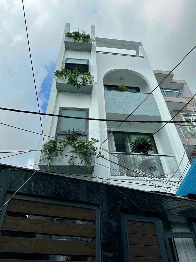 Cho thuê nhà Đẹp Full Nội Thất Đường Nguyễn Kiệm Gò Vấp - DT nhà 5x16m