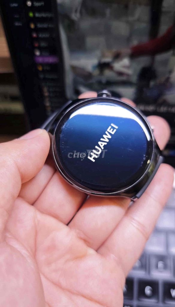 Huawei Watch 4 Đen đã qua sử dụng. Mua bán Thiết bị đeo thông minh tại Quận Gò Vấp Tp Hồ Chí Minh được đăng bởi Cảnh Nguyễn hình 1