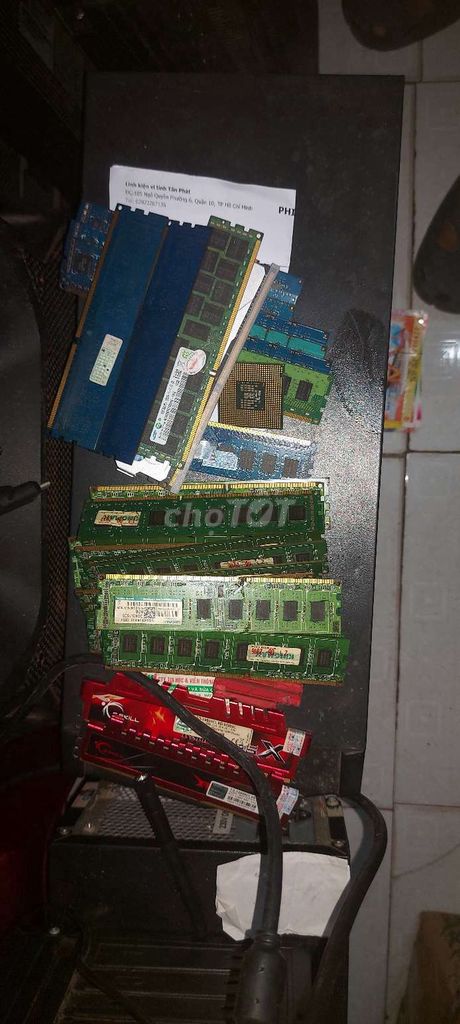 Thanh lý cty dx 300 thanh ram máy tính bàn zin ok. Mua bán Linh kiện (RAM, Card...) tại Quận Tân Phú Tp Hồ Chí Minh được đăng bởi Hoang Kim hình 1