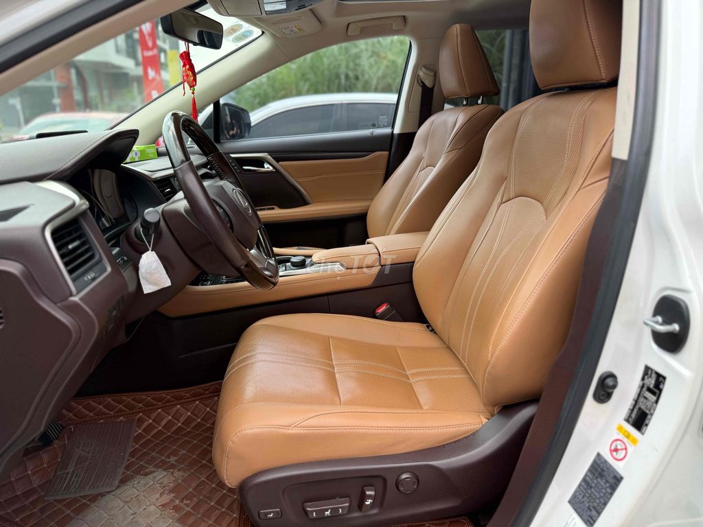Lexus RX 2019 300 - 55000 km. Mua bán Ô tô tại Thành phố Thủ Đức Tp Hồ Chí Minh được đăng bởi Lê Nhường hình 6