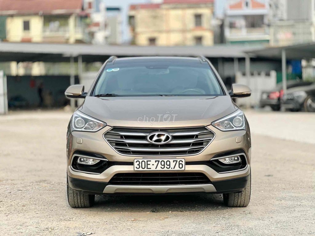 Hyundai Santa Fe 2017 2.4 AT 4 WD - 66000 km