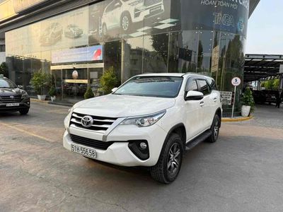 Toyota Fortuner 2019 2.4MT Trắng, bảo hành hãng