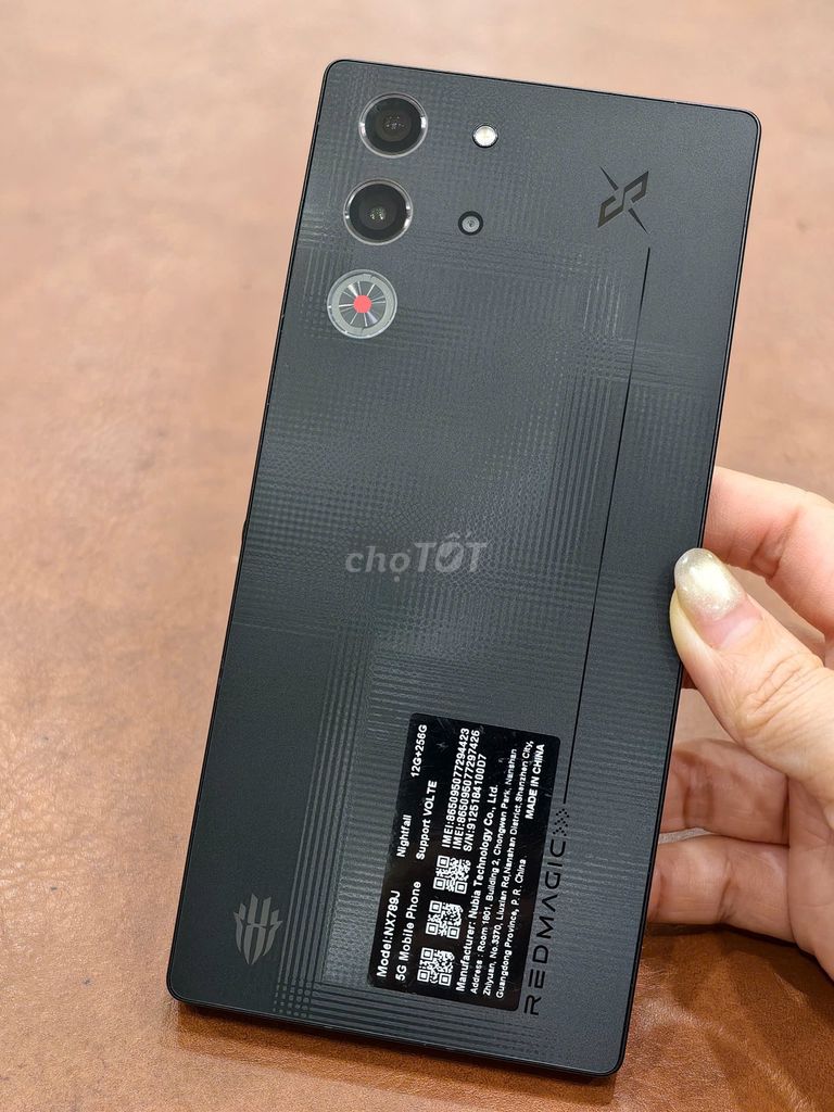 Nubia Red Magic 10S Pro bản 12-256gb Đen bh T8-26. Mua bán Điện thoại tại Quận Đống Đa Hà Nội được đăng bởi Hn Store hình 1